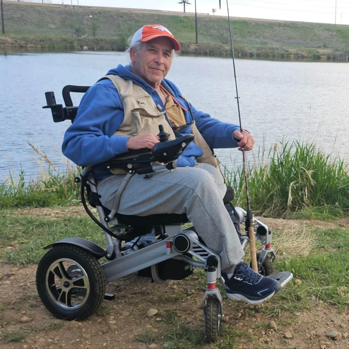 Electric Wheelchair foldable